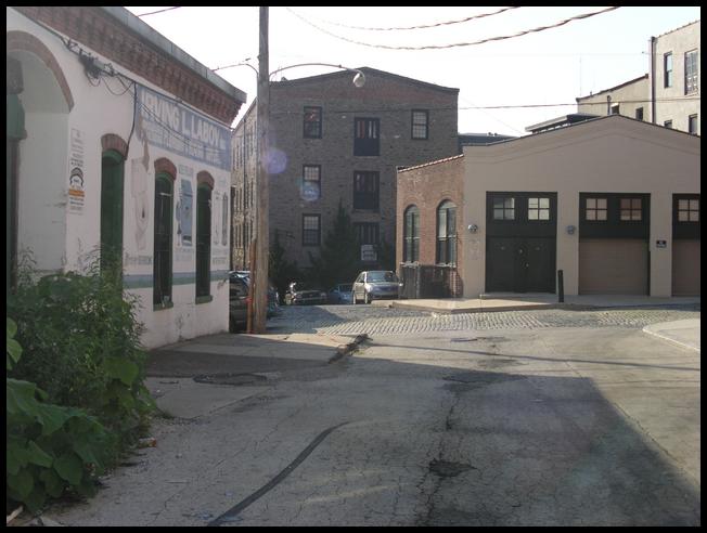 Left side from back view between Venturi Scott Brown and Labov's, Canal House in the background